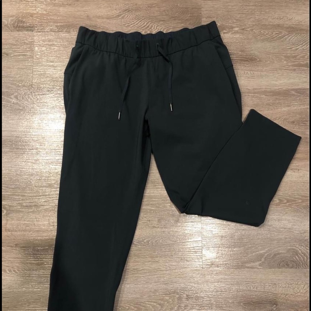 LuluLemon dark grey pants. Size: 12. Never worn.